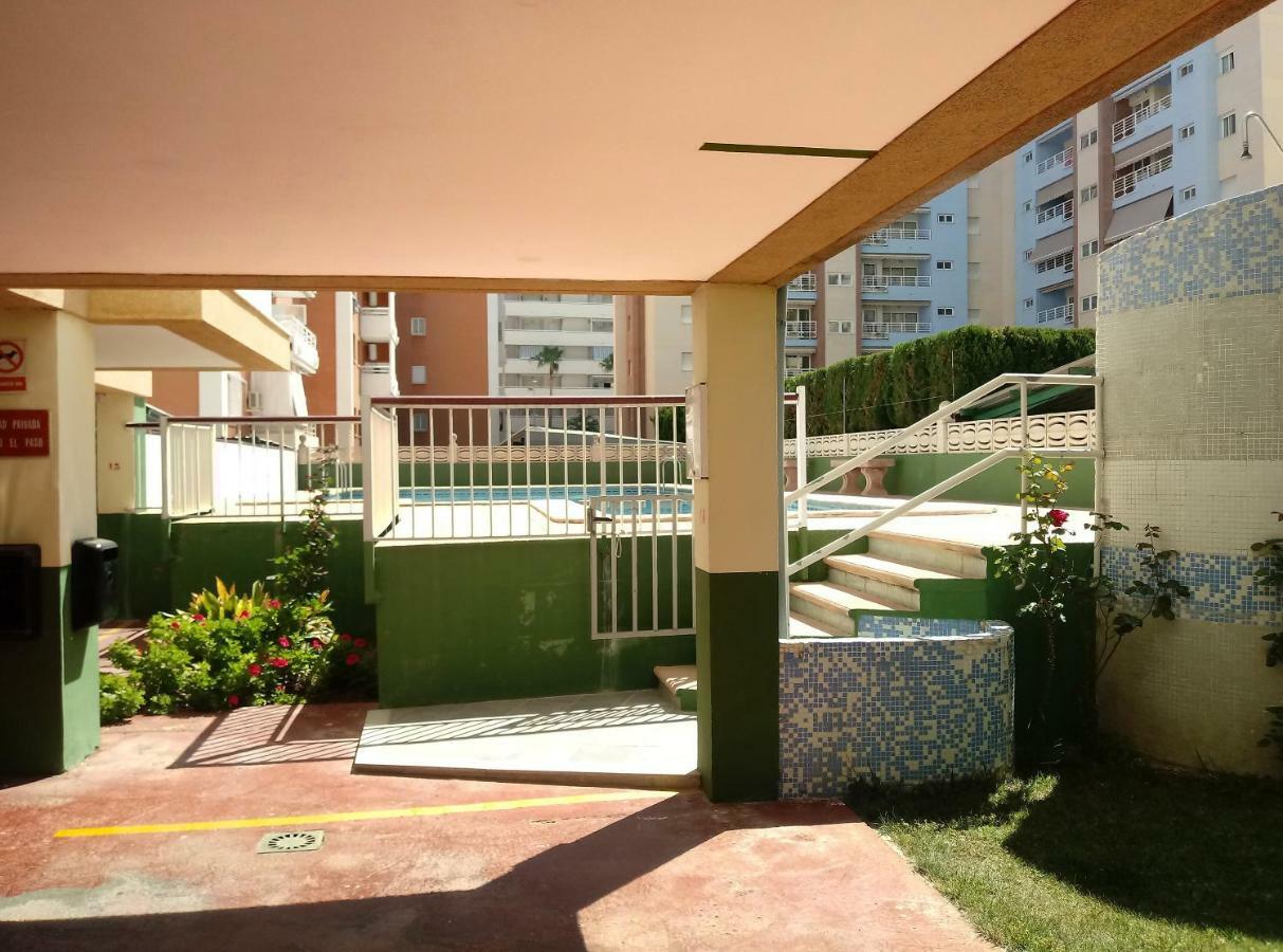 Apartamentos Gandia Grau Y Playa 3000 Zewnętrze zdjęcie