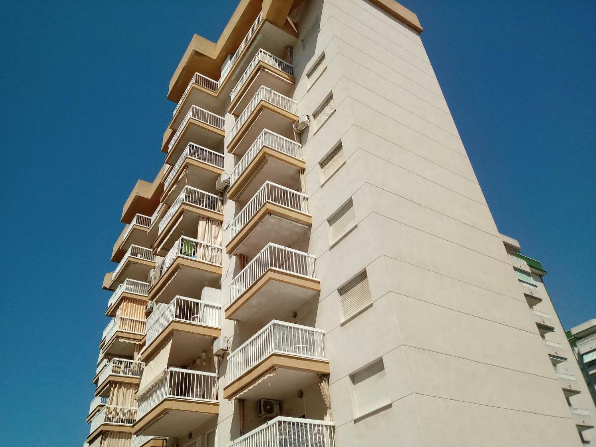 Apartamentos Gandia Grau Y Playa 3000 Zewnętrze zdjęcie